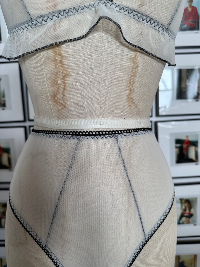 High-Waisted Panty